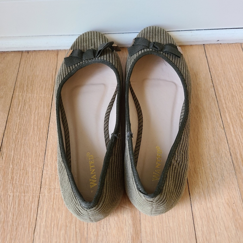 Wanted Ribbed Ballet Flats, Size 8 - Picture 3 of 5